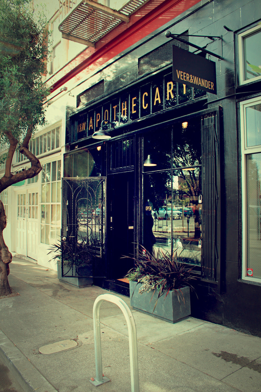 Veer & Wander in San Francisco: Bringing New Brands to the Bay